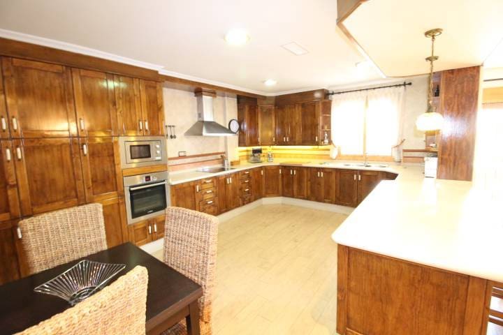 6 slaapkamer Villa te koop in Catral met zwembad garage - € 430.000 (Ref: 5652712)