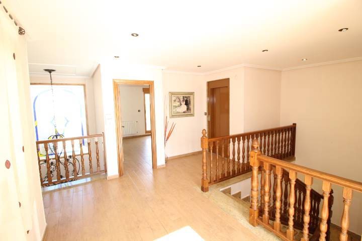 6 slaapkamer Villa te koop in Catral met zwembad garage - € 430.000 (Ref: 5652712)