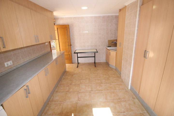 6 slaapkamer Villa te koop in Catral met zwembad garage - € 430.000 (Ref: 5652712)