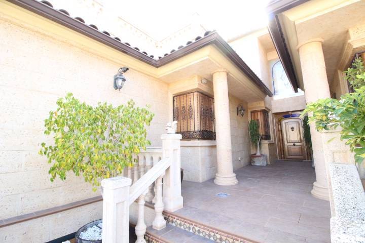 6 slaapkamer Villa te koop in Catral met zwembad garage - € 430.000 (Ref: 5652712)