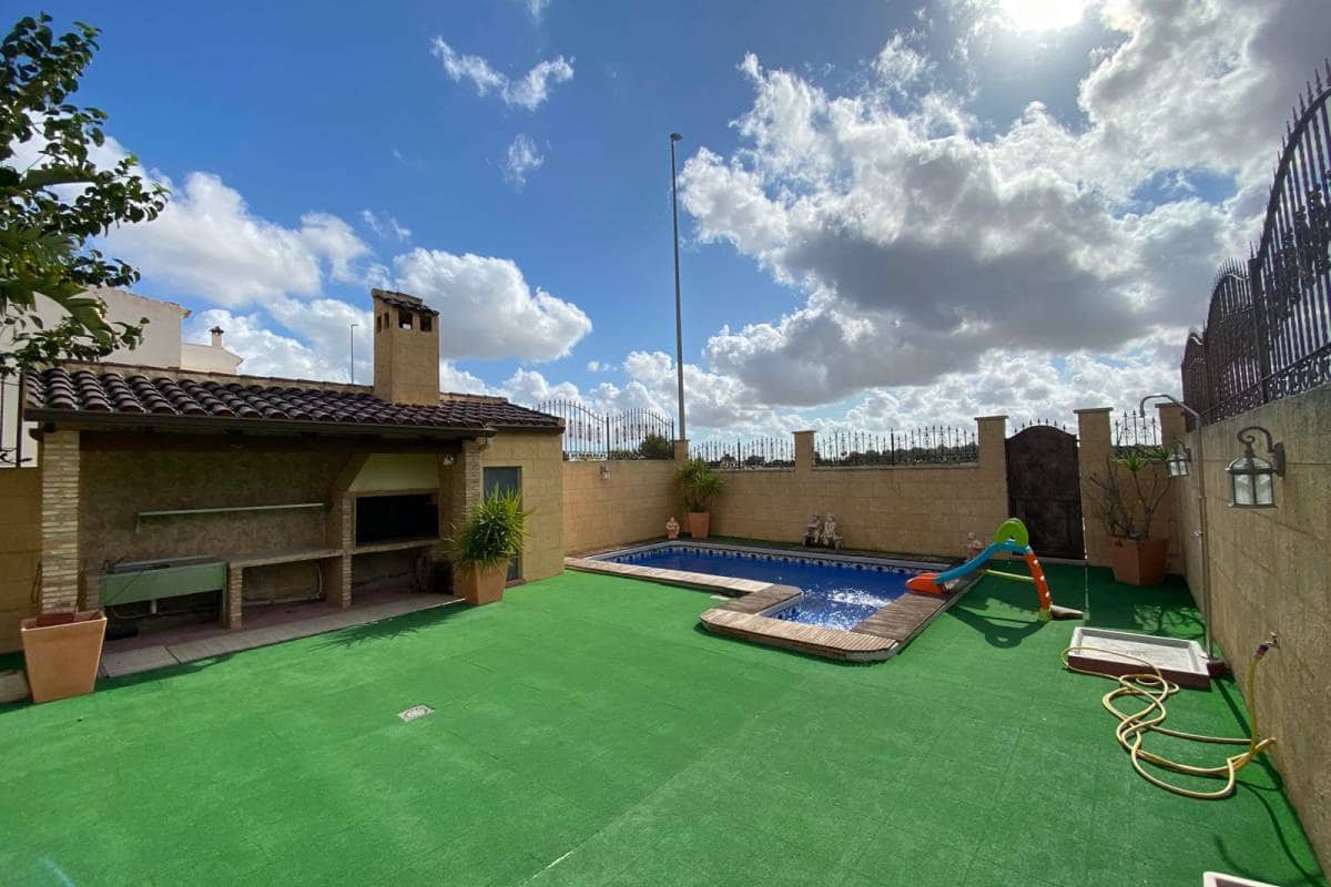 6 slaapkamer Villa te koop in Catral met zwembad garage - € 430.000 (Ref: 5652712)