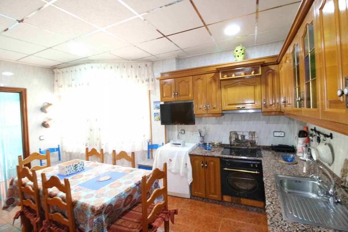 3 makuuhuone Huoneisto myytävänä paikassa Dolores - 139 900 € (Ref: 5731253)