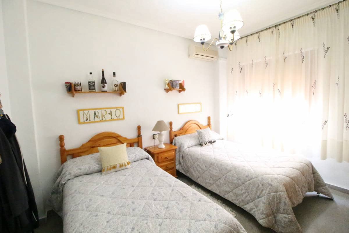 3 makuuhuone Huoneisto myytävänä paikassa Dolores - 139 900 € (Ref: 5731253)