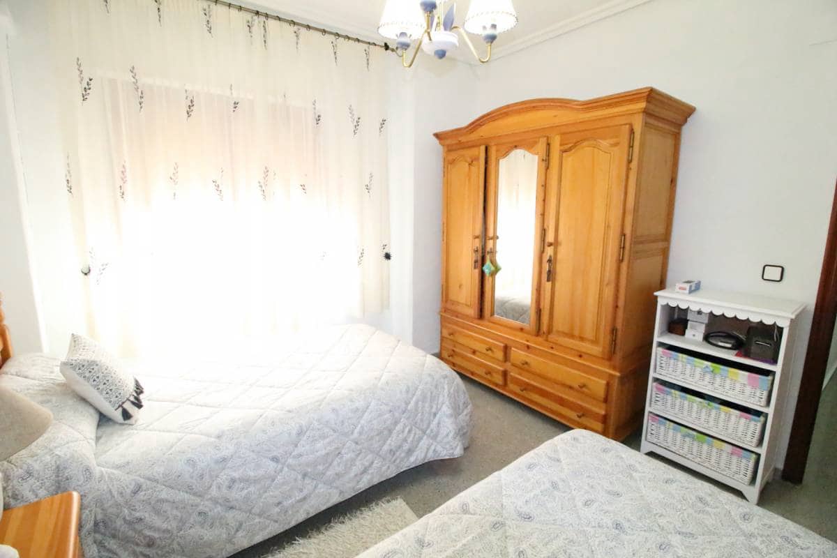 3 makuuhuone Huoneisto myytävänä paikassa Dolores - 139 900 € (Ref: 5731253)