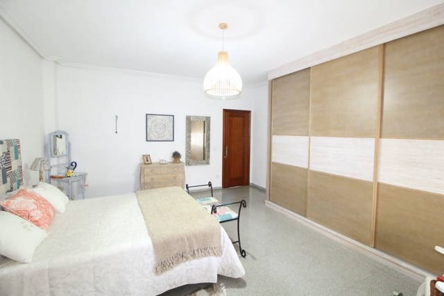 3 makuuhuone Huoneisto myytävänä paikassa Dolores - 139 900 € (Ref: 5731253)