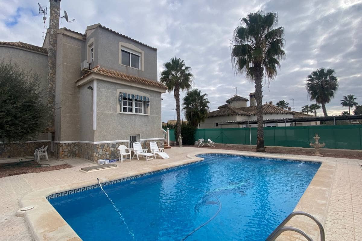 3 bedroom Villa for sale in Orihuela with pool - € 350,000 (Ref: 6676929)
