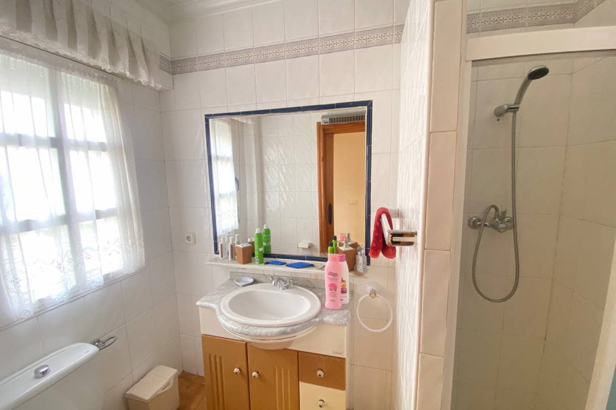 3 bedroom Villa for sale in Orihuela with pool - € 350,000 (Ref: 6676929)