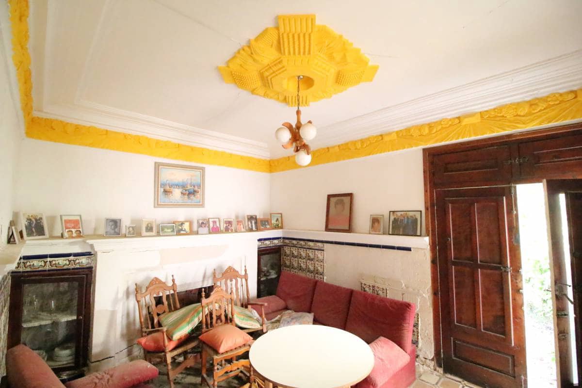 4 bedroom Townhouse for sale in Dolores - € 150,000 (Ref: 6794470)