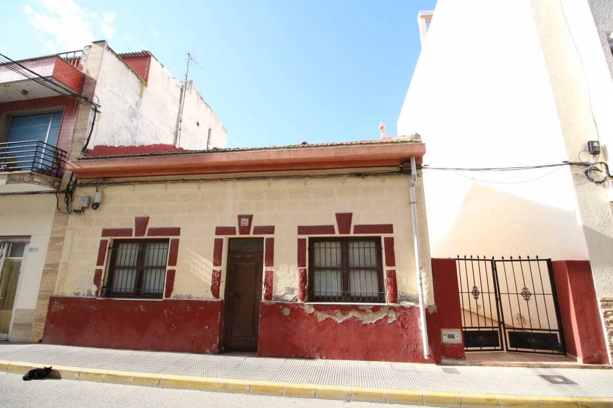 4 bedroom Townhouse for sale in Dolores - € 150,000 (Ref: 6794470)