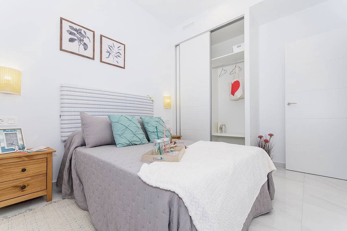 3 slaapkamer Villa te koop in Vistabella met zwembad - € 329.000 (Ref: 7435837)