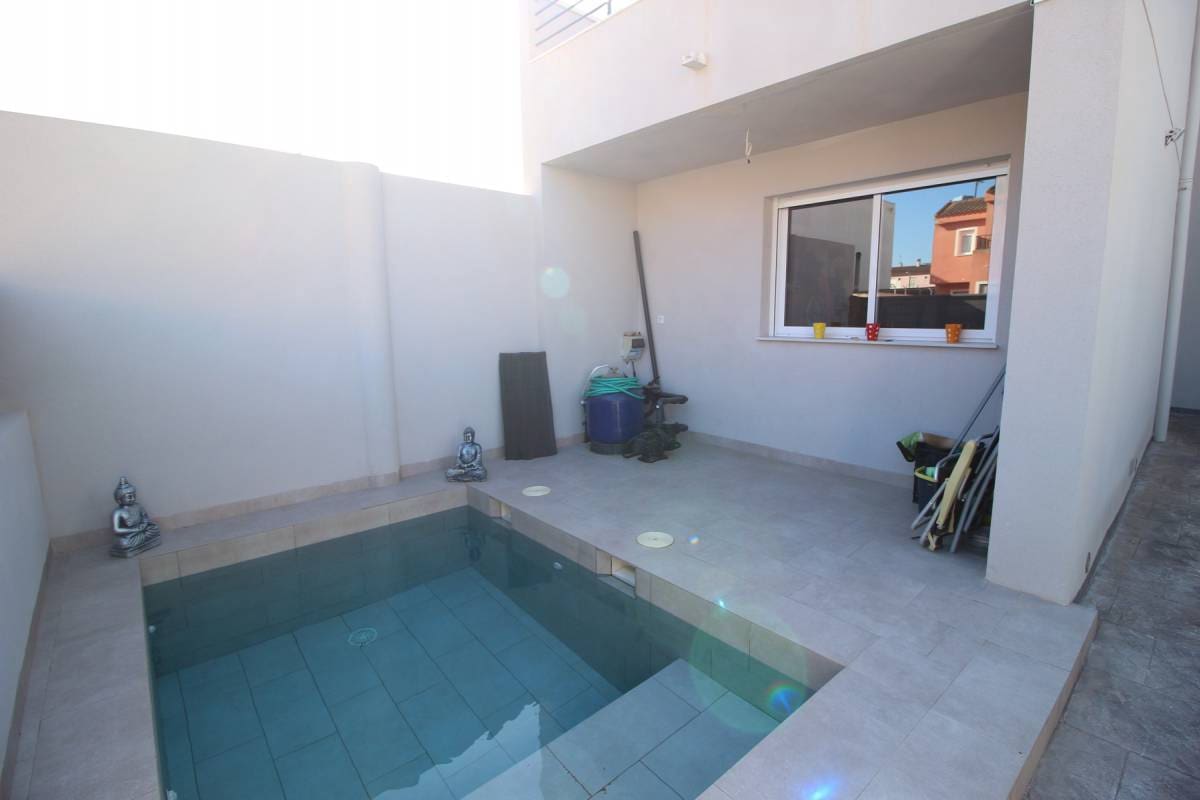 4 sypialnia Dom na sprzedaż w Dolores z basenem - 215 000 € (Ref: 7527415)