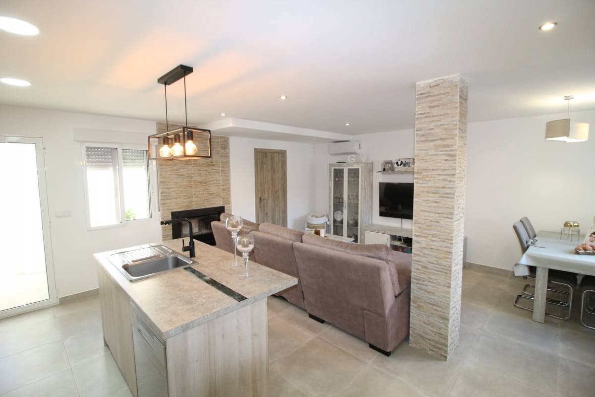 4 sypialnia Dom na sprzedaż w Dolores z basenem - 215 000 € (Ref: 7527415)