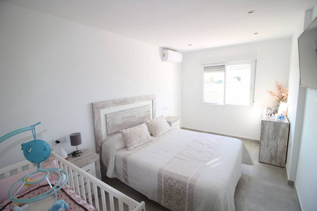 4 sypialnia Dom na sprzedaż w Dolores z basenem - 215 000 € (Ref: 7527415)