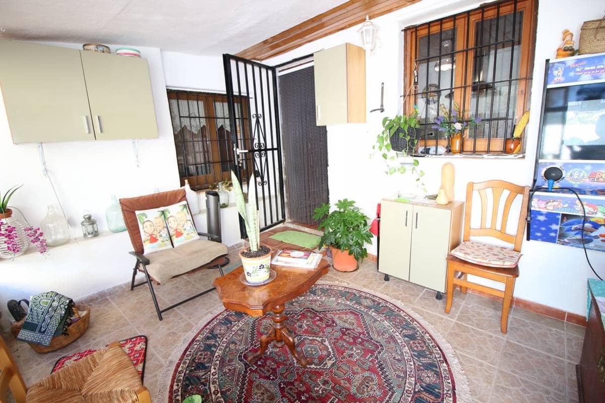 3 bedroom Villa for sale in Dolores with pool - € 215,000 (Ref: 7850672)
