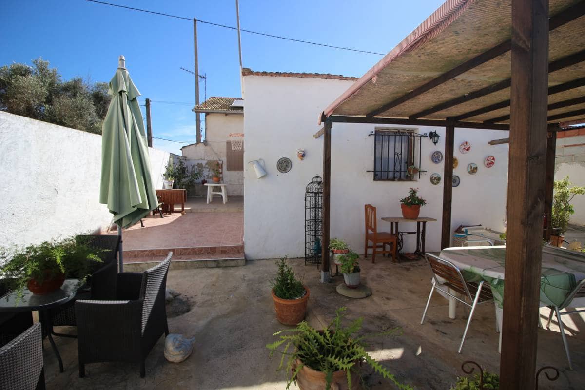 3 bedroom Villa for sale in Dolores with pool - € 215,000 (Ref: 7850672)