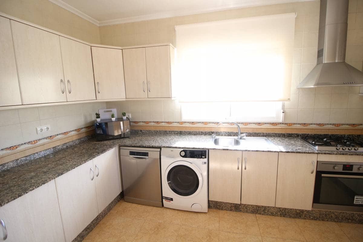 3 bedroom Villa for rent in Catral with pool - € 1,500 (Ref: 8072457)