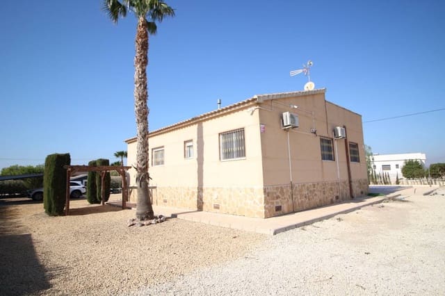 3 bedroom Villa for rent in Catral with pool - € 1,500 (Ref: 8072457)