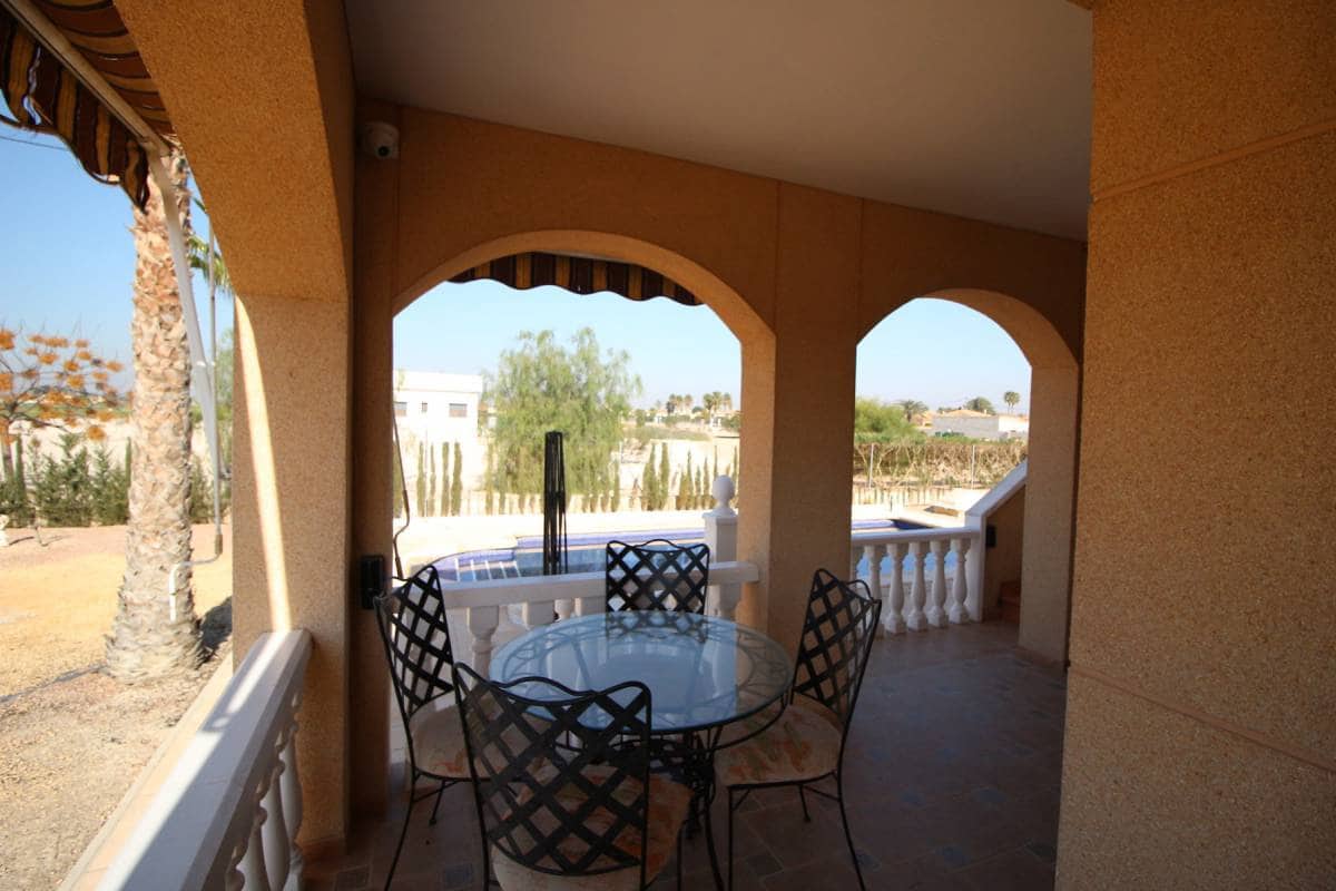 3 bedroom Villa for rent in Catral with pool - € 1,500 (Ref: 8072457)