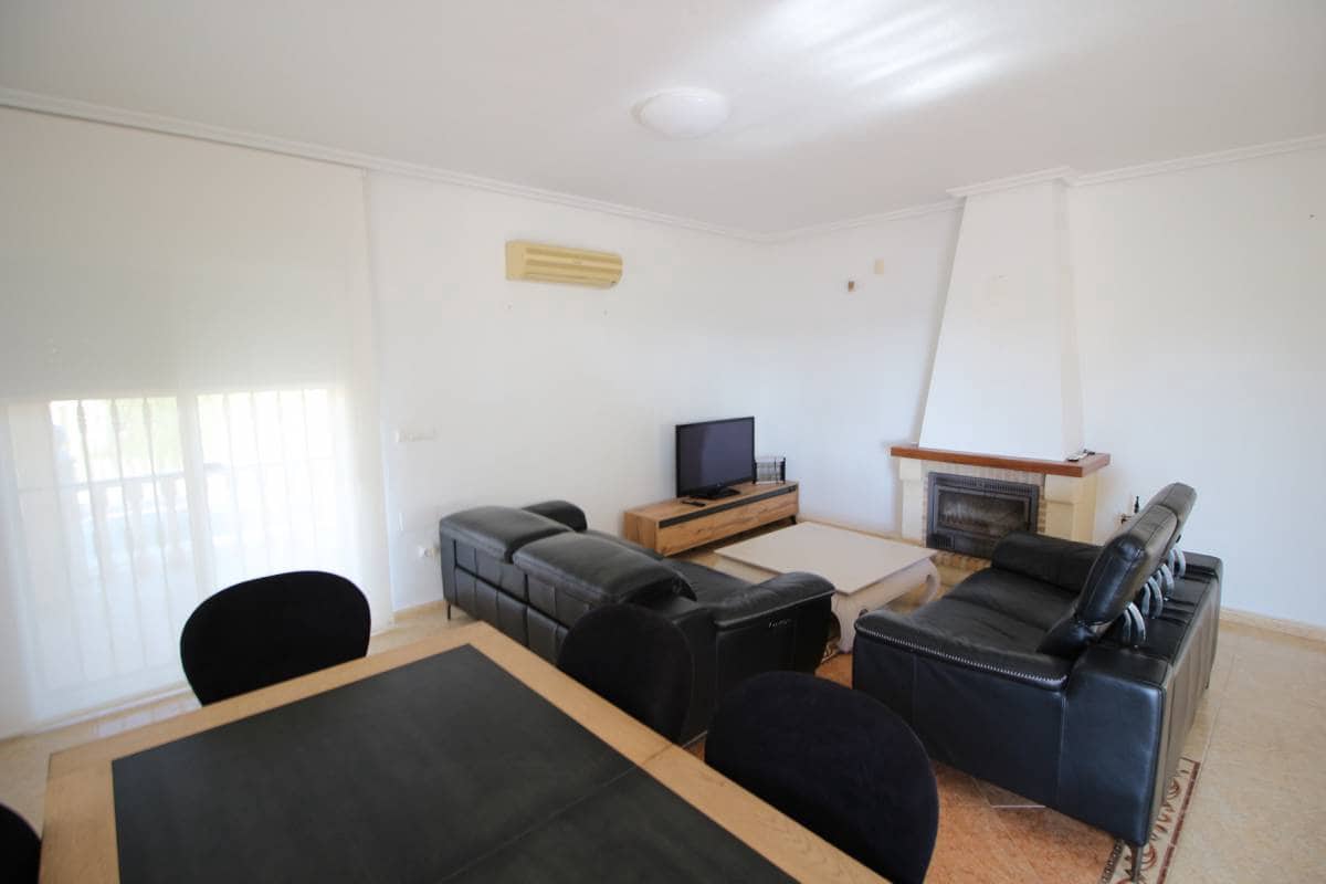 3 bedroom Villa for rent in Catral with pool - € 1,500 (Ref: 8072457)