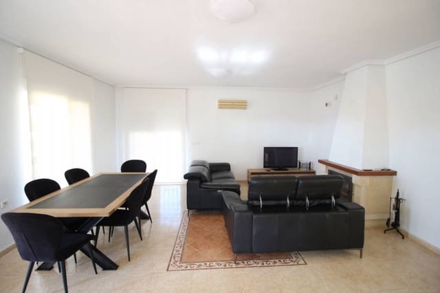 3 bedroom Villa for rent in Catral with pool - € 1,500 (Ref: 8072457)