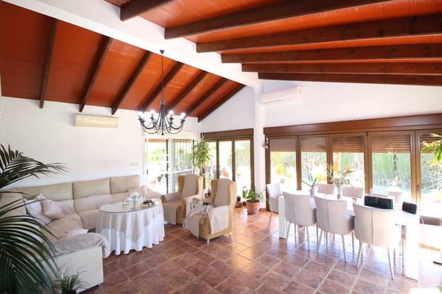 4 chambre Finca/Maison de Campagne à vendre à Dolores avec piscine garage - 525 000 € (Ref: 8245172)