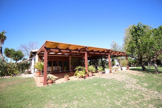 4 chambre Finca/Maison de Campagne à vendre à Dolores avec piscine garage - 525 000 € (Ref: 8245172)