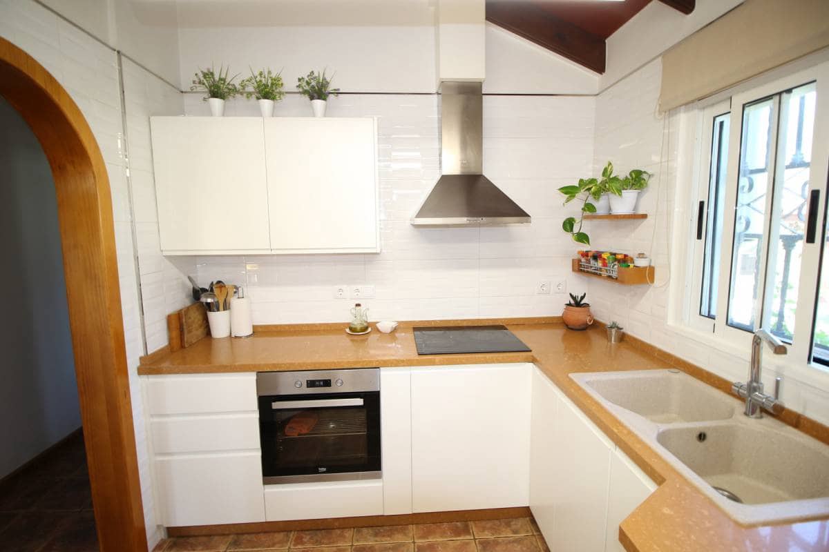 4 soveværelse Finca/Landehus til salg i Dolores med swimmingpool garage - € 525.000 (Ref: 8245172)