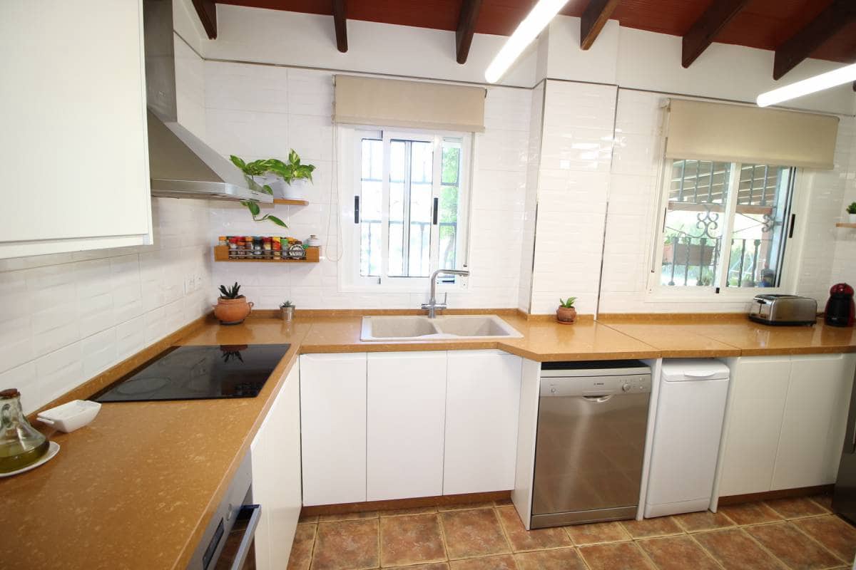 4 soveværelse Finca/Landehus til salg i Dolores med swimmingpool garage - € 525.000 (Ref: 8245172)