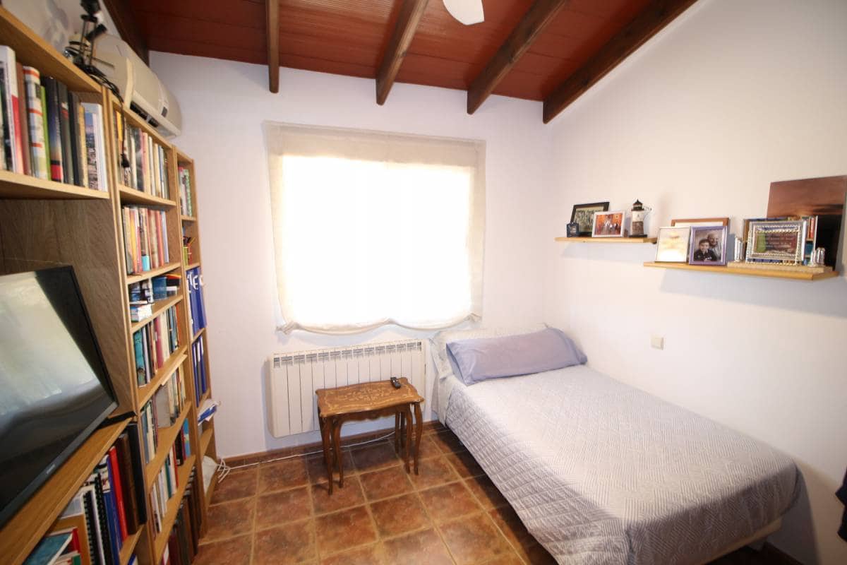 4 soveværelse Finca/Landehus til salg i Dolores med swimmingpool garage - € 525.000 (Ref: 8245172)