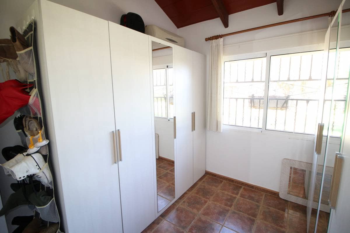 4 soveværelse Finca/Landehus til salg i Dolores med swimmingpool garage - € 525.000 (Ref: 8245172)