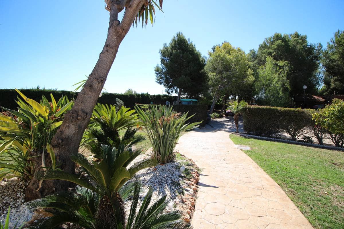 4 soveværelse Finca/Landehus til salg i Dolores med swimmingpool garage - € 525.000 (Ref: 8245172)