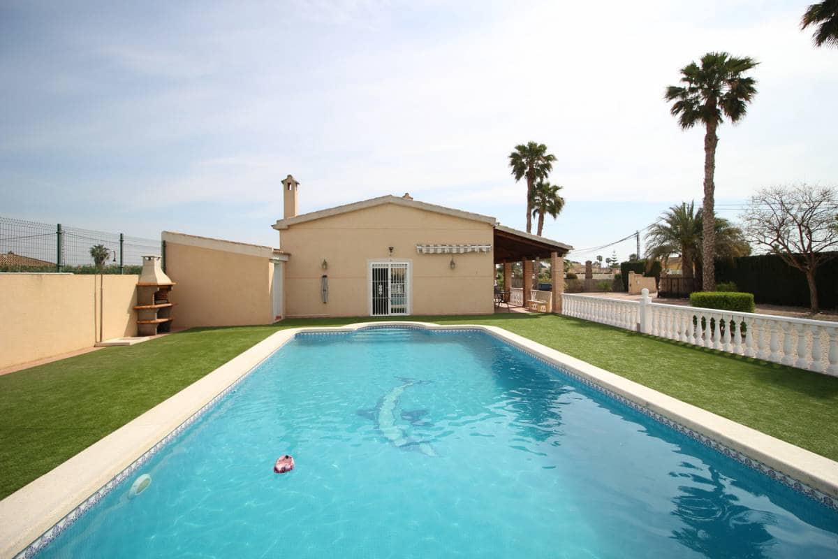 3 bedroom Villa for sale in Catral with pool garage - € 360,000 (Ref: 8249895)
