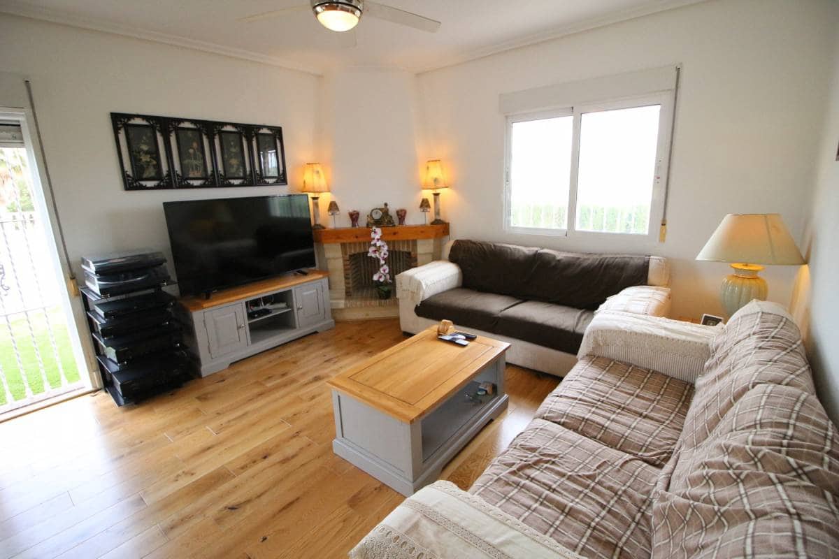 3 bedroom Villa for sale in Catral with pool garage - € 360,000 (Ref: 8249895)