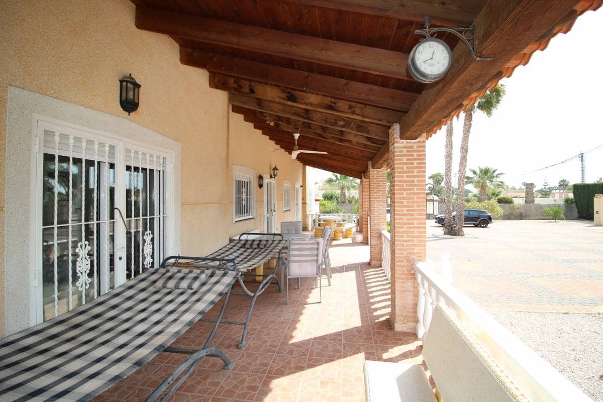 3 bedroom Villa for sale in Catral with pool garage - € 360,000 (Ref: 8249895)