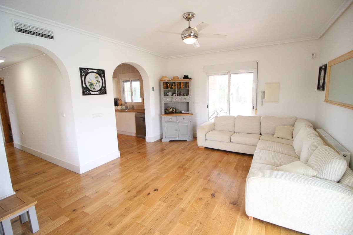 3 bedroom Villa for sale in Catral with pool garage - € 360,000 (Ref: 8249895)