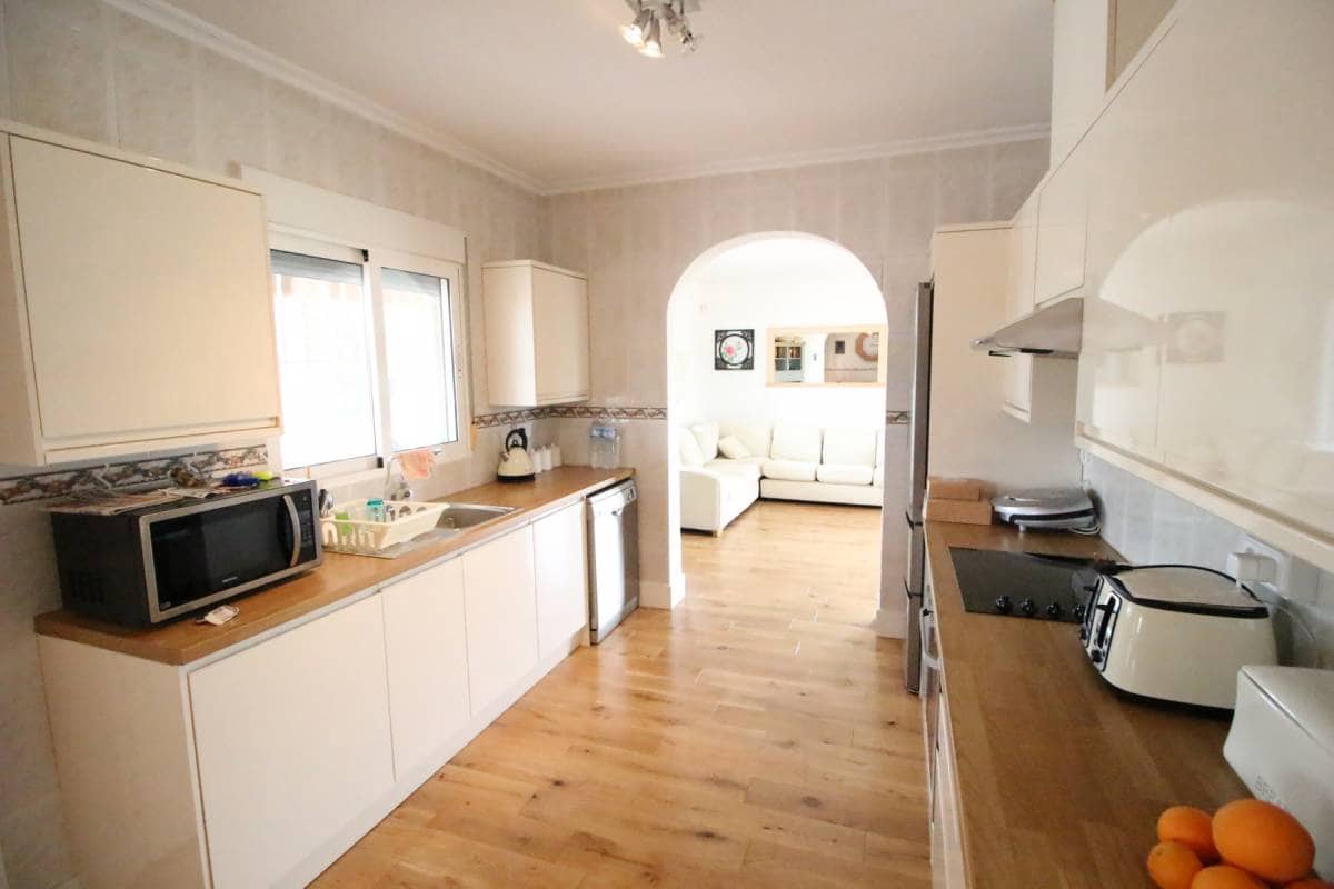 3 bedroom Villa for sale in Catral with pool garage - € 360,000 (Ref: 8249895)