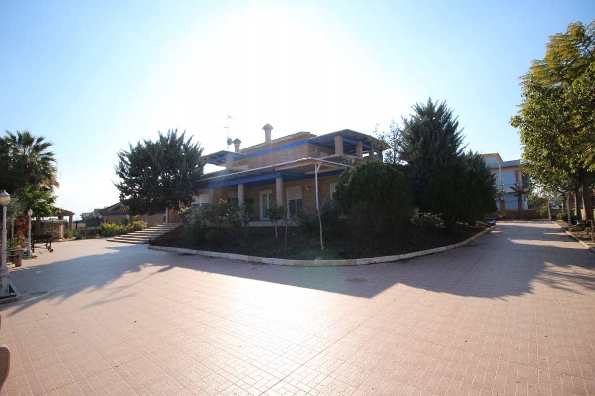 5 soveværelse Villa til salg i Calasparra med swimmingpool garage - € 699.000 (Ref: 8252268)