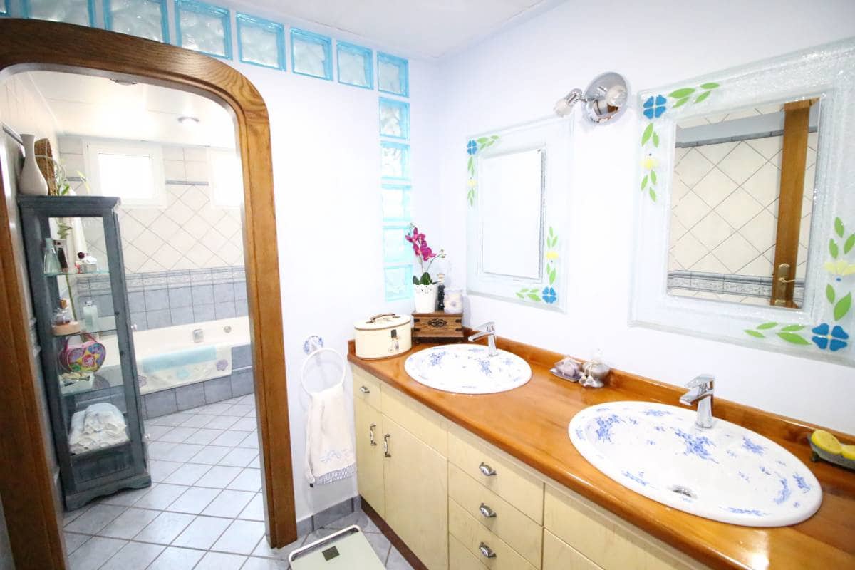 5 soveværelse Villa til salg i Calasparra med swimmingpool garage - € 699.000 (Ref: 8252268)