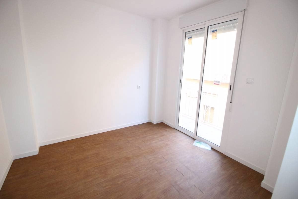 3 makuuhuone Huoneisto myytävänä paikassa Dolores - 83 900 € (Ref: 8722378)