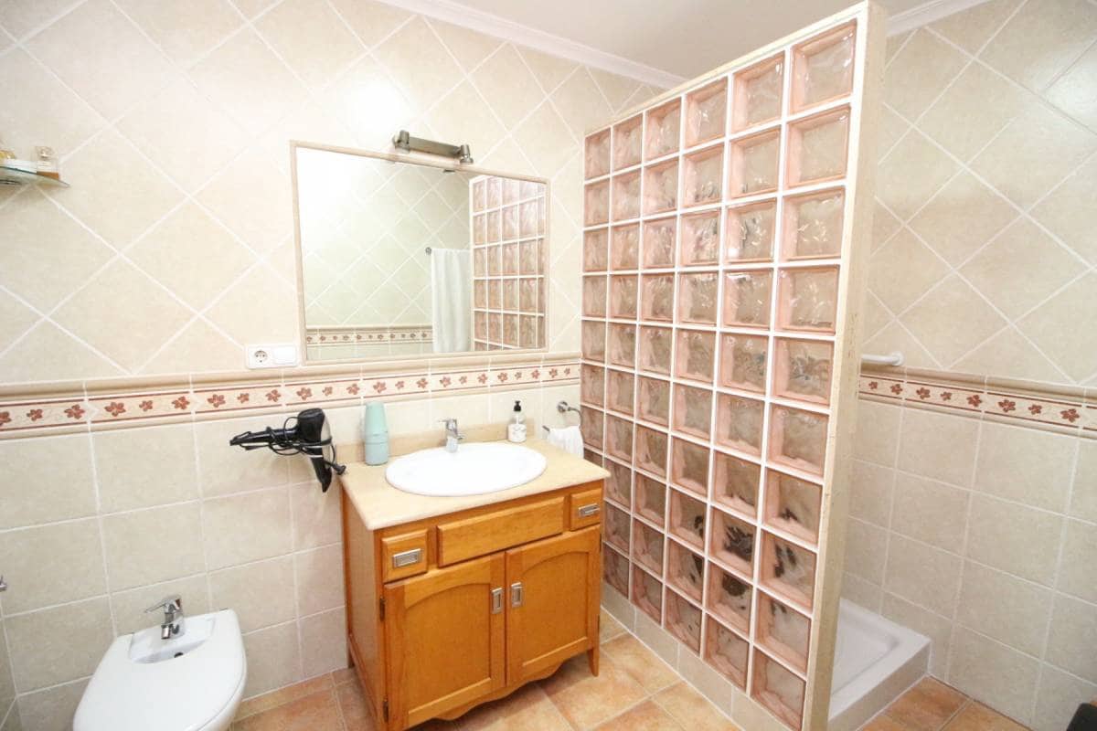 4 bedroom Townhouse for sale in Dolores - € 197,600 (Ref: 8802663)