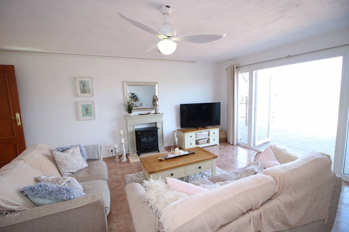 3 bedroom Finca/Country House for sale in Dolores with pool - € 460,000 (Ref: 8903940)