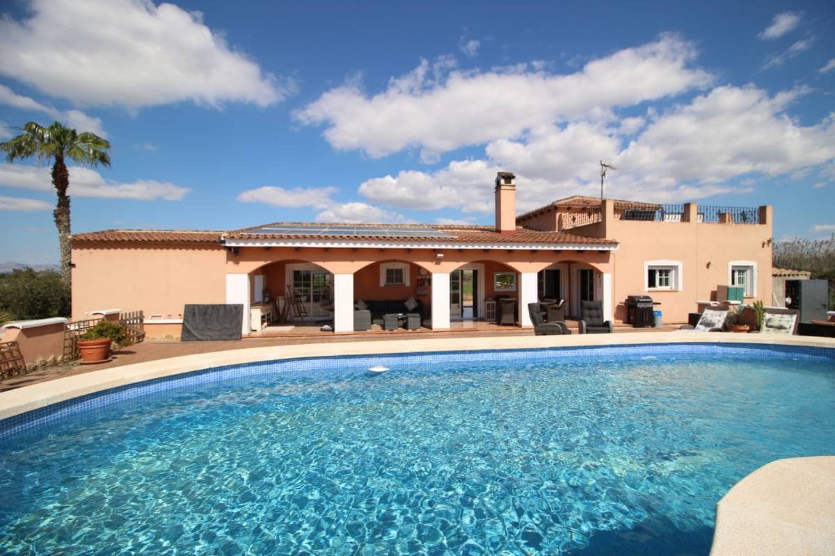 3 bedroom Finca/Country House for sale in Dolores with pool - € 460,000 (Ref: 8903940)