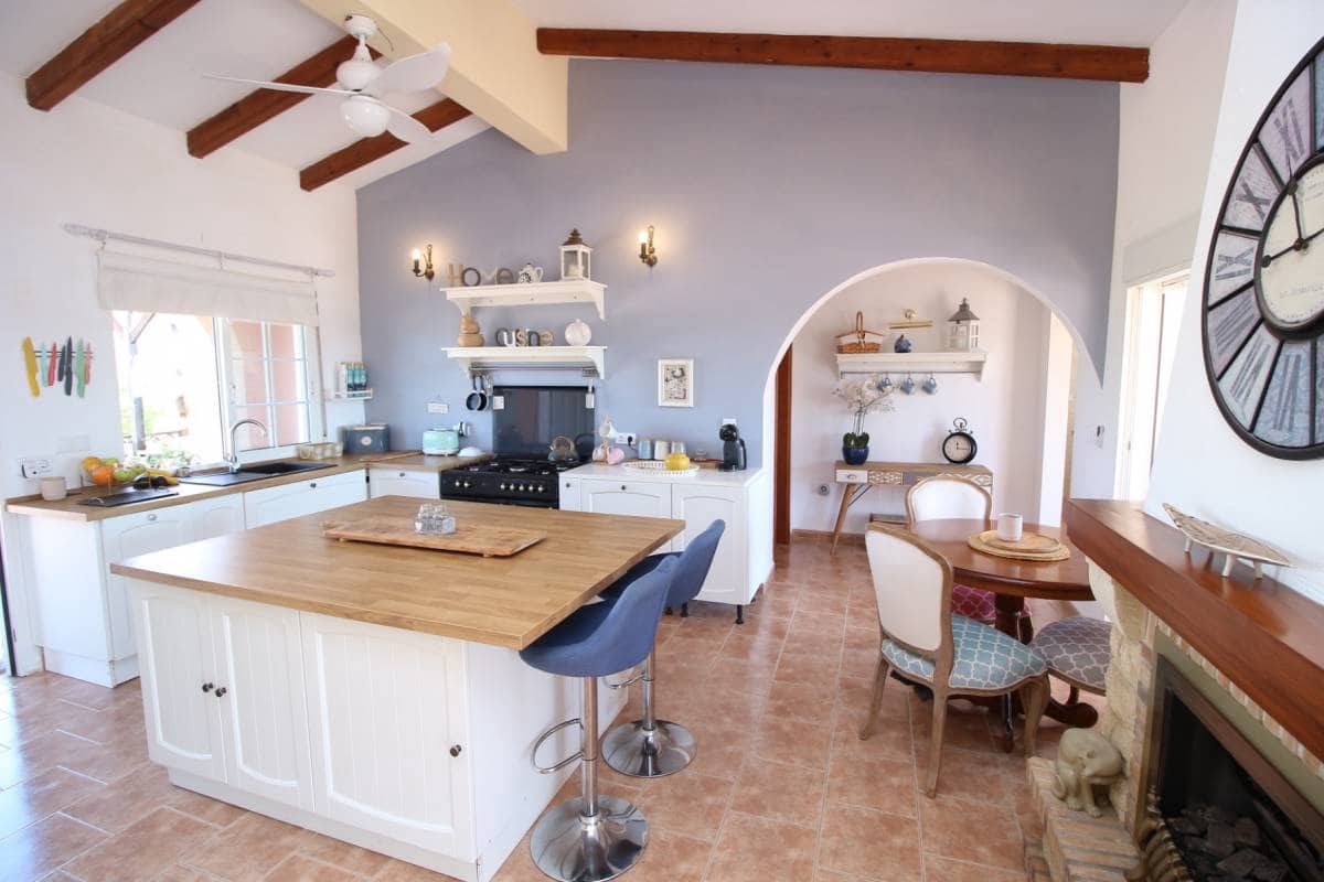 3 bedroom Finca/Country House for sale in Dolores with pool - € 460,000 (Ref: 8903940)