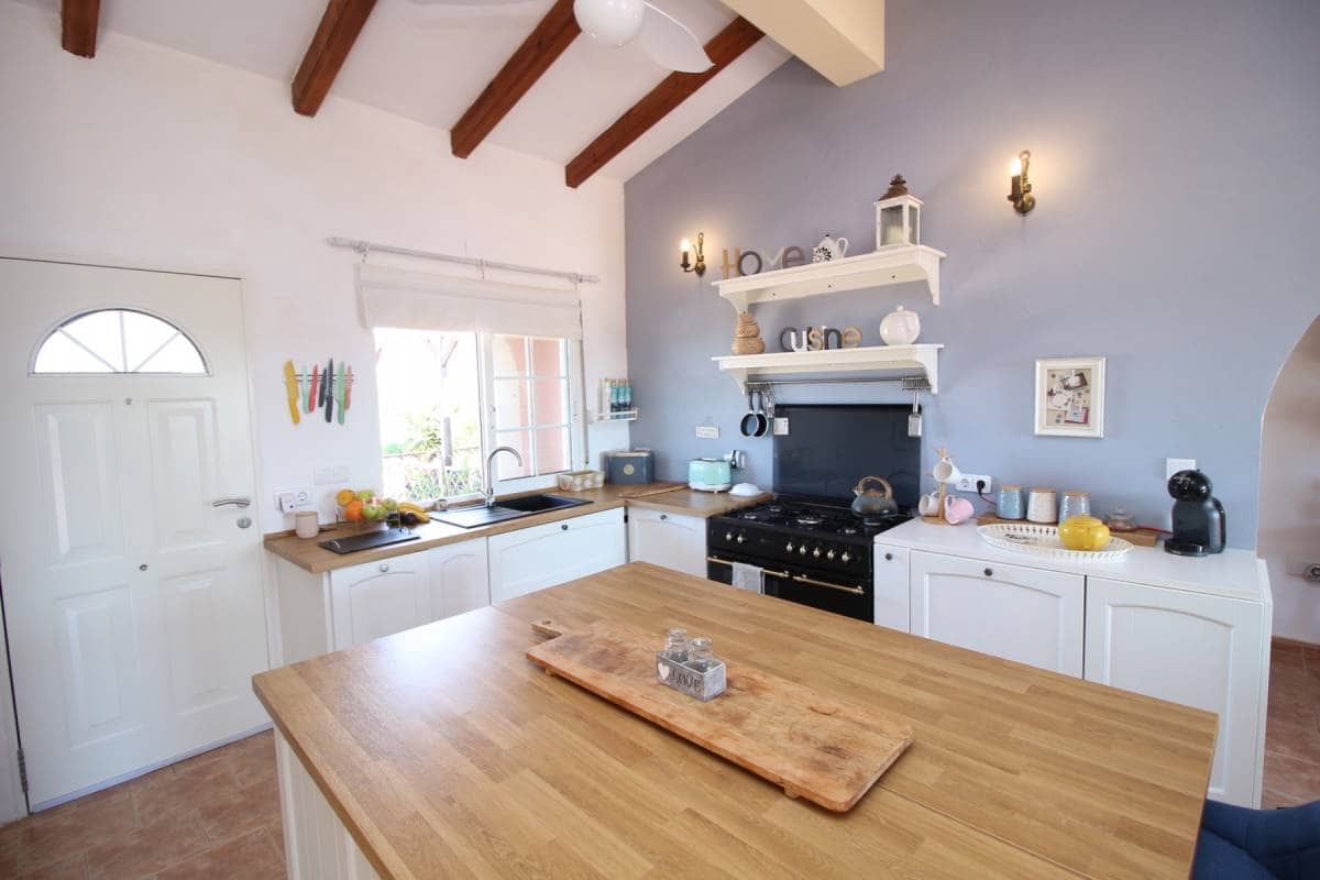 3 bedroom Finca/Country House for sale in Dolores with pool - € 460,000 (Ref: 8903940)