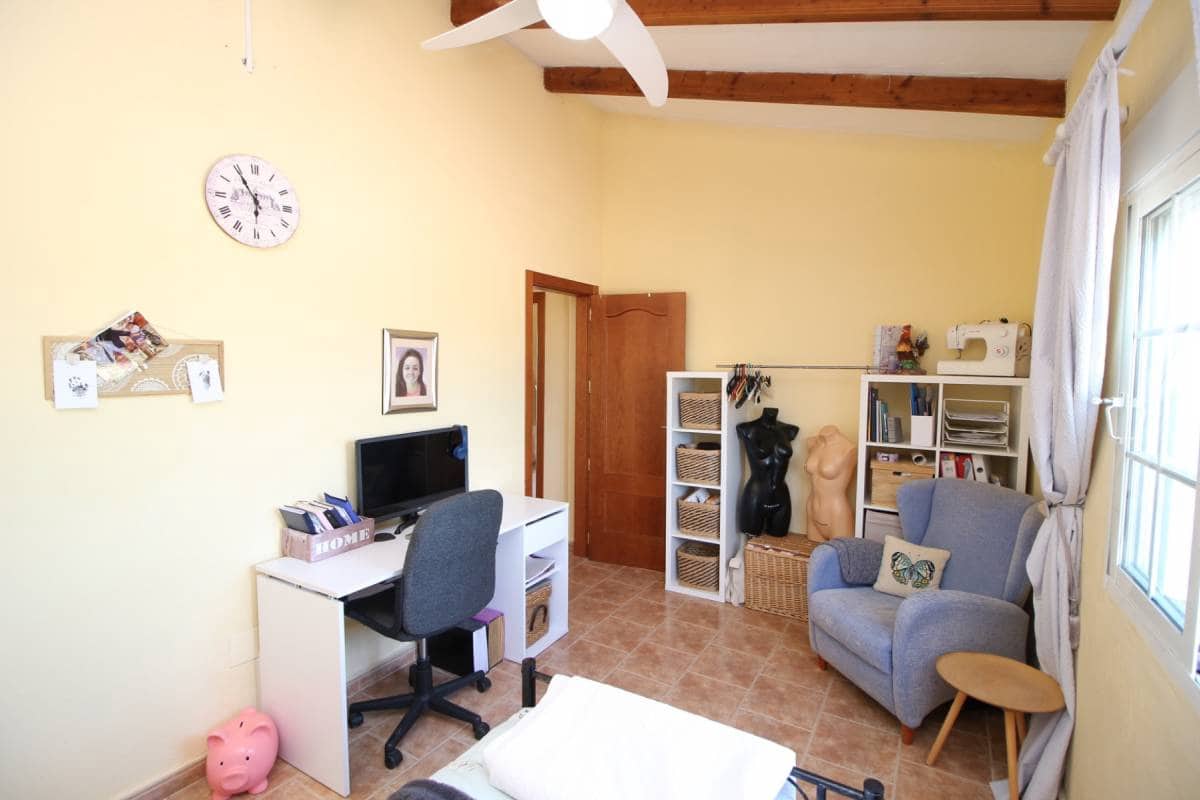 3 bedroom Finca/Country House for sale in Dolores with pool - € 460,000 (Ref: 8903940)