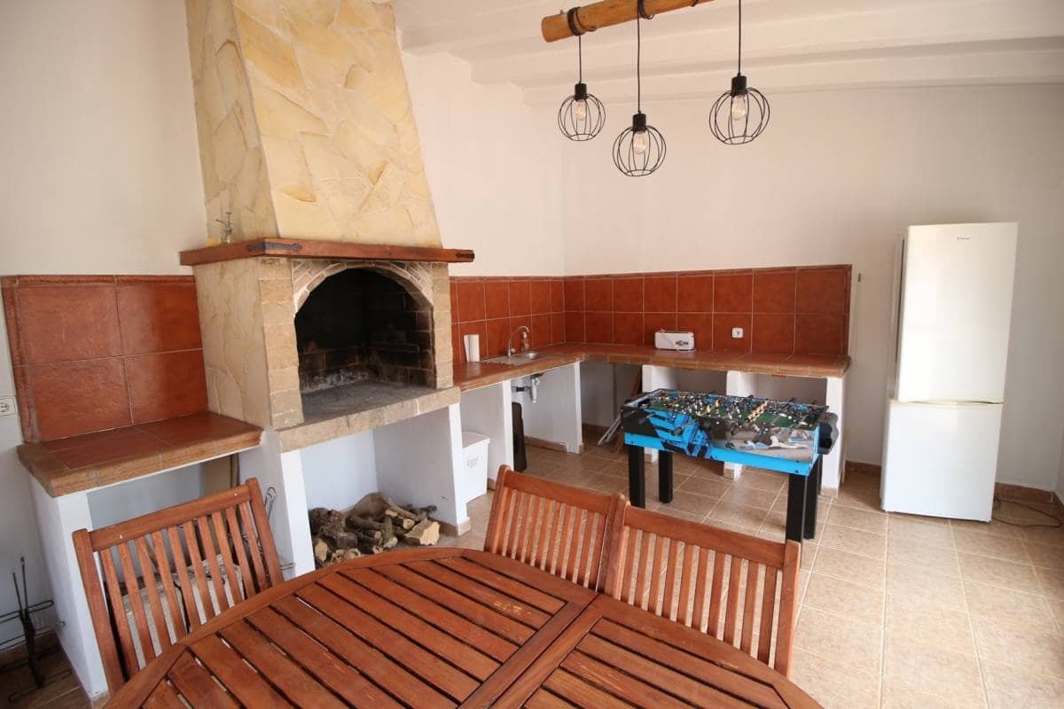 3 bedroom Villa for sale in Dolores with pool garage - € 365,000 (Ref: 8997440)