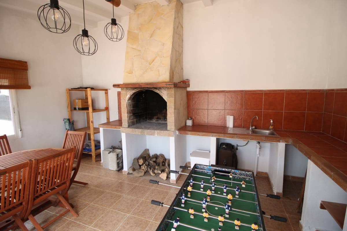 3 bedroom Villa for sale in Dolores with pool garage - € 365,000 (Ref: 8997440)