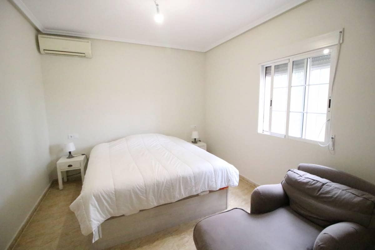 3 bedroom Villa for sale in Dolores with pool garage - € 365,000 (Ref: 8997440)