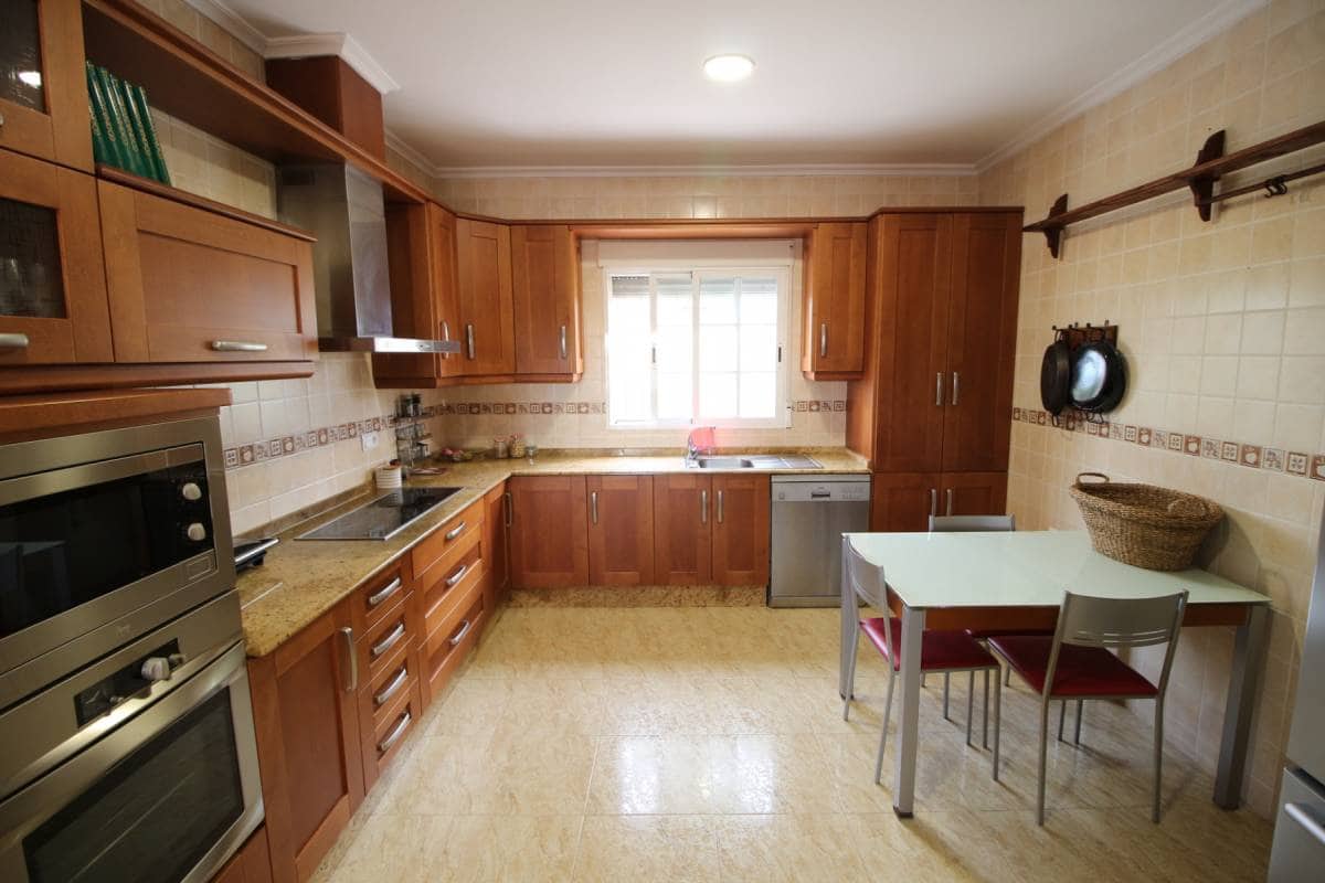 3 bedroom Villa for sale in Dolores with pool garage - € 365,000 (Ref: 8997440)