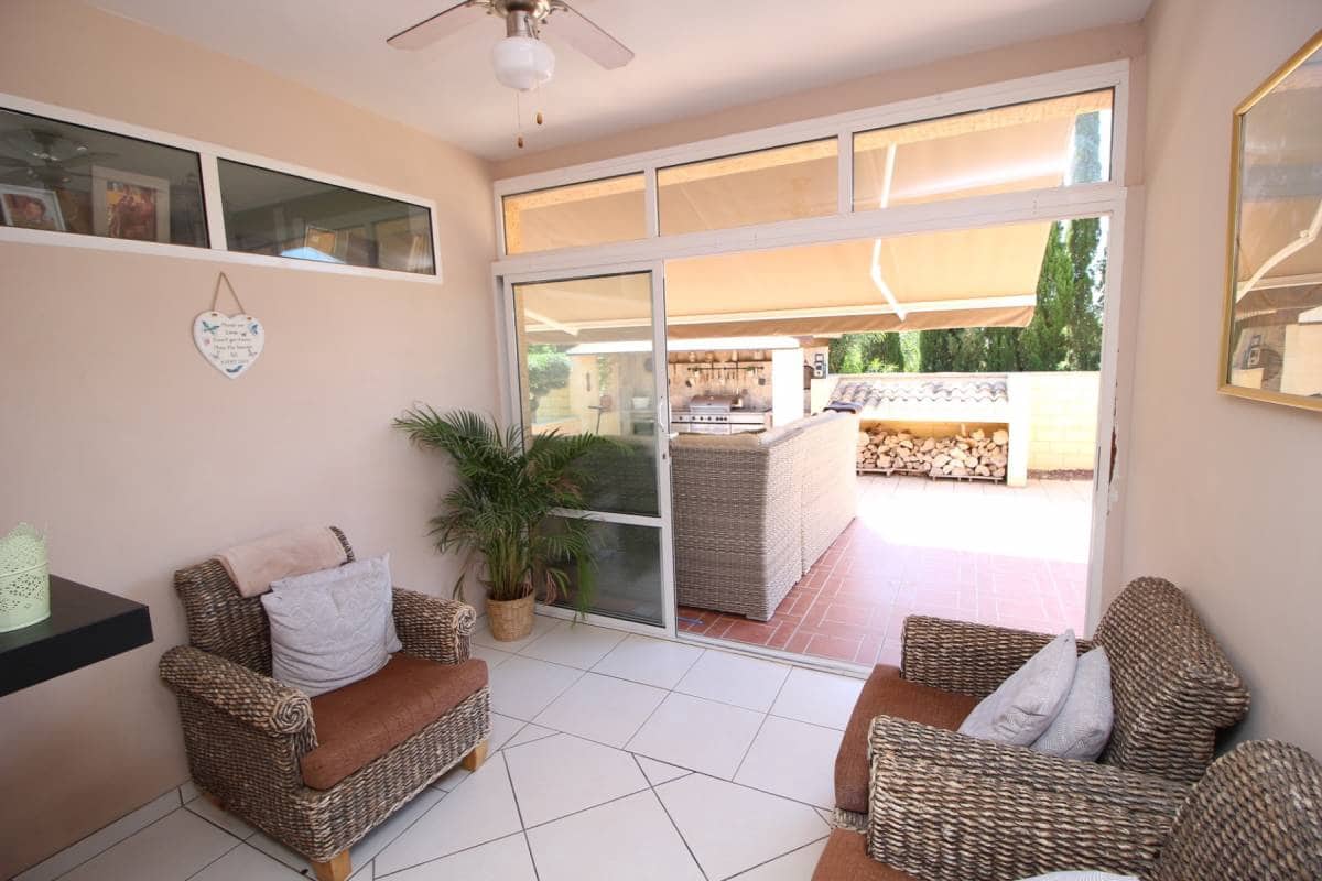 5 soveværelse Villa til salg i Albatera med swimmingpool - € 399.950 (Ref: 9006071)